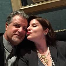 Does anyone remember pistachios that had a pinkish red shell? Your lips got  red when you ate them. Why did they do that?