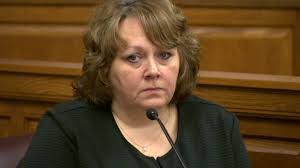 Carolyn Crone's Instagram, Twitter & Facebook