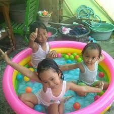 Kolam renang portable untuk anak yang aman dan berkualitas. Jual Kolam Renang Anak Mainan Kolam Renang Intex Plastik Besar Di Lapak Asindo Bukalapak