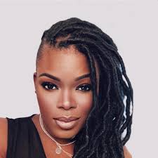 Tiffany Riddick's Instagram, Twitter & Facebook