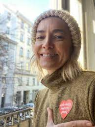 She is an actress and casting director, known for teatr telewizji (1953), general. Kamilla Baar Facebook