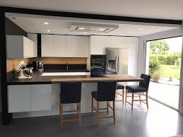 Cuisine Haut De Gamme A Mesanger Cuisine Haut De Gamme Cuisine Moderne Cuisine Ouverte Salle A Manger