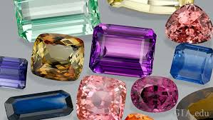 Then, check that the stone isn't an assembly of rock fragments by shining a light into it to see if it is made up of more than 1 piece. Colored Gemstone Value Factors