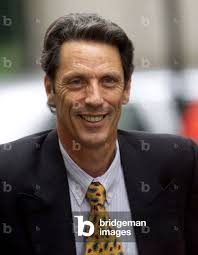 Image of PETER DIAMOND ARRIVES AT THE OLD BAILEY IN LONDON, 1998-07-31