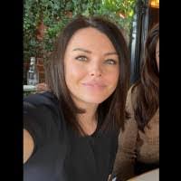 Jennifer Laster's Instagram, Twitter & Facebook