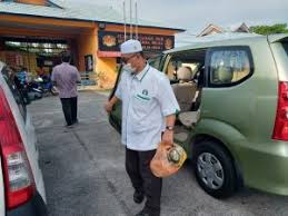 Perkhidmatan sewa kereta pandu sendiri untuk seluruh negeri melaka untuk semua pelajar ipt, pekerja, pelancong. Tpj2 Pas Melaka Santuni Barisan Hadapan Covid 19 Sekitar Masjid Tanah Berita Parti Islam Se Malaysia Pas