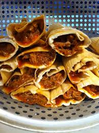 Red Chile Shredded Beef Tamales Mexican Food Recipes Shredded Beef Tamales Recipe Beef Tamales