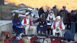 A flitej gjuha shqipe në Plavë e Guci dhe çfarë veshjeje kombëtare mbahej  në këto anë? Nga rinia e hershme e njërit prej burrave më të shquar të  trevës sonë, kemi shpalosur
