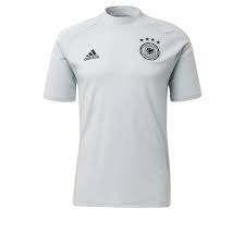 Ook voor het kopen van voetbalshirts! Adidas Duitsland Voetbal T Shirt Lichtgrijs