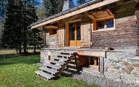 Sentier de randonnée au pied du chalet. Alpine Chalet In Contamines Montjoie