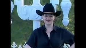 When jenni distanced herself from chiquis a couple of months before her tragic death, thinking that her daughter was having a romance with her husband esteban loaiza, rosie took her sister's side. The 10 Best Songs Of Jenni Rivera La Diva De La Banda Latino Usa