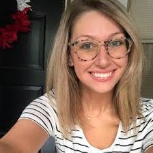 Laci Beasley (lacirenaeb)