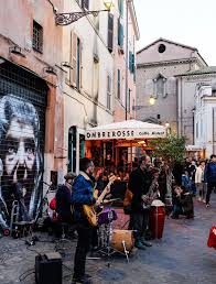 Metro, bus und tram stationen in unmittelbarer nähe. Vom Petersdom Uber Den Campo De Fiori Nach Trastevere Mein Rom Highlight Rom Reisetipps Vatikan Stadt Weltreise