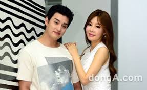 Movies & tv 임창정 문을여시오 문을 여시오 im chang jung. ì¢…í•© ìœ í‚¤ìŠ¤ ì¼ë¼ì´ ì§€ì—°ìˆ˜ ì´í˜¼ ë¬¸ì‹ ê¹Œì§€ ìƒˆê²¼ì§€ë§Œ íŒŒê²½ ì†Œë‹¤