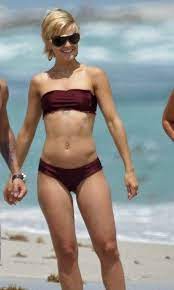 Mena suvari is an american actress, fashion designer, and model. Mena Suvari Mena Suvari Bikinis American Beauty