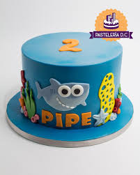 Bizcocho De Baby Shark Torta Personalizada Con Diseno De Bebe Tiburon Baby Shark Cake Pastel De Tiburon Tortas Pasteles Para Ninos De Cumpleanos