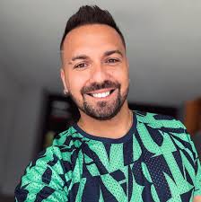 🔥What´s an amazing song🔥 ⚡️DIME ⚡️ by @wisin #ZIN114 @zumba And choreo by  my lovely @rodrigoangellozj @benjaminzj You can dance everywhere 🕺🏽💃🏽