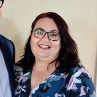 30+ "Lisa & Gillett" profiles