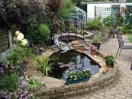 Garten Ideen Kleines Teich Anlegen Grucke Terrasse Garten Und Gartenteich Teich Anlegen Water Features In The Garden Ponds Backyard Garden Pond Design