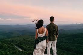 Hike rough ridge on the blue ridge parkway for spectacular mountain views from boardwalks on a rocky directions park at the parkway overlook at milepost 302.8. Rough Ridge Overlook Archives Bethany Barton Photography