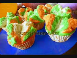 Turunkan kecepatan mixer plg rendah, lalu masukkan terigu bergantian dengan sprite. Resep Bolu Kukus Mekar Dan Lembut Seperti Kapas Anti Gagal Pin Di Kue