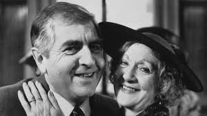 She married graham barlow in 1956; Coronation Street Actor Peter Baldwin Dies Aged 82 Bbc News
