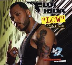 Shawty had them apple bottom jeans, boots with the fur (with the fur) the whole club was lookin' at her she hit the flo'. Low Flo Rida Feat T Pain Amazon De Musik