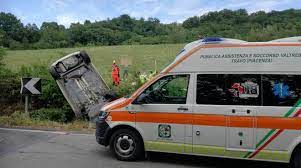 Il sopralluogo congiunto anas e provincia per definire gli interventi di prossima realizzazione. Perde Il Controllo Dell Auto E Finisce Fuori Strada 4 Feriti Piacenzasera It