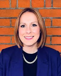 Harriet Carver's Instagram, Twitter & Facebook