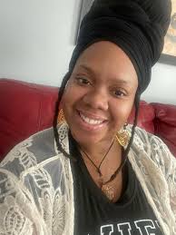 Does anyone know a professional resume writer?