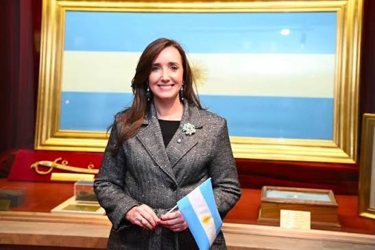 Victoria Villarruel | Vicepresidente de Argentina | ¡La bandera más hermosa del mundo! Siempre Argentina primero. 🇦🇷 | Instagram