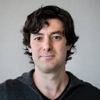 300+ profilů „Shtein“