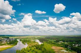 Rusland is het grootste land ter wereld met een oppervlakte van ruim 17 miljoen km². Zayne C Freepik