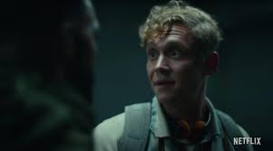 Oh, and the opening credits are absolutely epic. Trailer Zack Snyders Army Of The Dead Mit Matthias Schweighofer