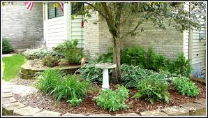 Front Yard Landscaping Under Window Front House Landscaping Front Yard Landscaping Design Front Yard Garden Design