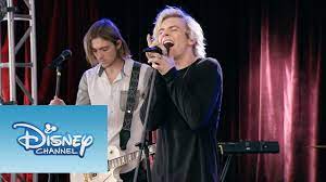 Pas de diffusion prévue dans les jours à venir. Violetta 3 Episode 70 New To Disney Channel Uk Youtube