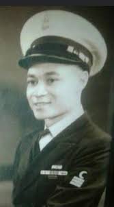 Postcard of the war memorial when it was at corner of Shortmead St and High  St. Thanks to Graham Ball for photo