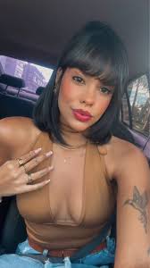 𝔍𝔲𝔩𝔦𝔞 𝔓𝔦𝔫𝔱𝔬 𝔡𝔬𝔰 ℜ𝔢𝔦𝔰