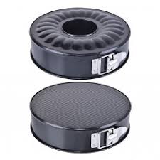 Motivformen sind backformen, welche die kuchen als figuren, motive, symbole oder andere abbilder in dreidimensionaler form backen lassen. Springform Antihaft Oberflache Kuchen Gugelhupf 24cm