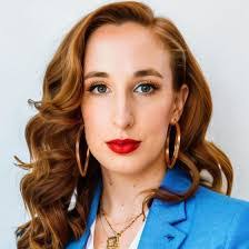 Kaitlin Riggs's Instagram, Twitter & Facebook