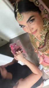 รองเท้า Melis x Collina Strada ดีไซน์เป็นเอกลักษณ์