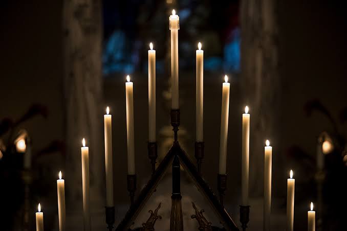 Into the darkness of Good Friday: The liturgy of Tenebrae