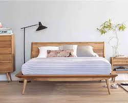 Bolig Bed Beds Dania Bedroom Furniture Sets Platform Bedroom Sets Bedroom Sets These ideas will inspire you to give your home a hygge approved the scandinavian bedroom really is a thing of beauty and one of our fave ways to decorate at this.