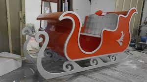 Epingle Par Connie Fairbanks Sur Christmas Traineau Pere Noel Cour De Noel Decorations Decoration De Noel Exterieure