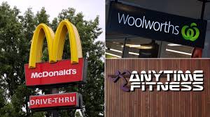 Once inside, we have signage providing directions to the vaccine clinic. Qld Health Covid Exposure Sites Include Brisbane Gyms Shopping Centres And Cafes 7news