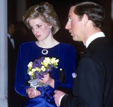 Obviously, the friendship between camilla and diana didn't exactly, uh, blossom, but they. El Dia Que Lady Di Se Enfrento A Camilla Parker No Me Trates Como A Una Idiota