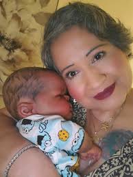 What a wonderful baby doll. This artist is amazing! <3