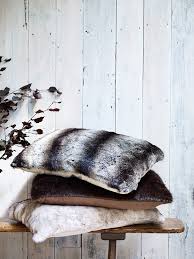 Alibaba.com offers 2,489 wolf cushions products. Luxurious Supersoft Fur Cushions Http Www Coxandcox Co Uk Luxurious Supersoft Fur Cushion Wolf Fur Cushion Mid Century Modern Room Soft Furnishings
