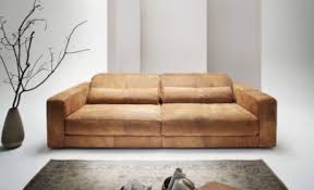 Braunes 4 sitzer sofa aus leder orvieto 4sitzersofa aus bank. Grosses Sofa Mit Viel Platz Zum Sitzen Sofa Dreams