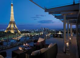 'la samaritaine' was a large department store in paris, which once occupied name: Die Dachterrasse Im Shangri La Hotel Paris Mr Goodlife